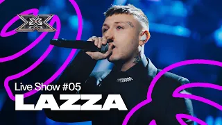 Lazza porta PANICO sul palco di X Factor 2022