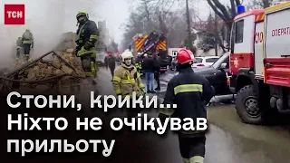 "Мене накрило вибуховою хвилею", - водій швидкої про те, як вцілів під час ракетного удару по Одесі