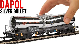 Awesome Paint Job! | Dapol Silver Bullet Tanker | Unboxing & Review