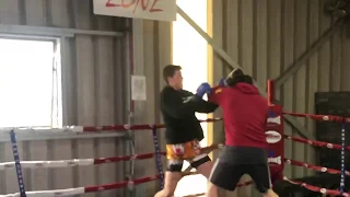 80kg v 110kg Sparring