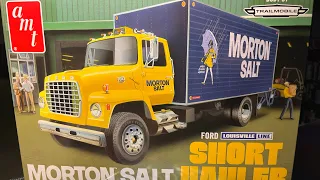 Full build and review of the Ford Louisville line Morton Salt Truck by AMT