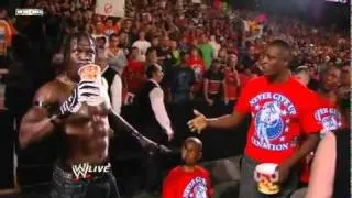 WWE- R Truth Splashes Water In Fans Face- Monday Night Raw 5/30/11