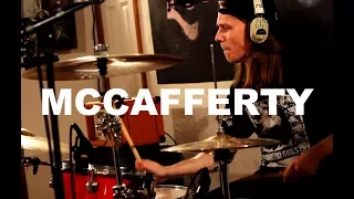 Mccafferty - "Yours, Mine, Hours" Live at Little Elephant (3/3)