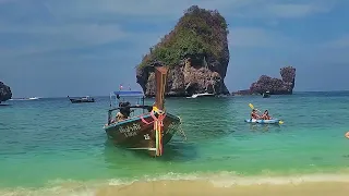 Island Paradise- Exploring  Phi Phil and ayaBay