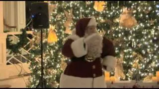 Santa's sings Jolly Old Saint Nicholas with a little Motown Spin!