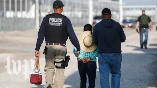 ICE arrests more than 100 workers in immigration raid in Ohio