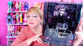 Monster High Vampire Heart Draculaura Doll Review