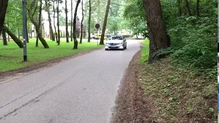 Mercedes E550 exhaust amg sound [2]