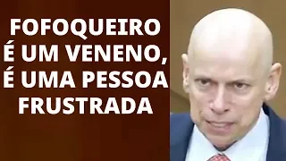 LEANDRO KARNAL 🔥"Fofoqueiro é um veneno, é uma pessoa frustrada"