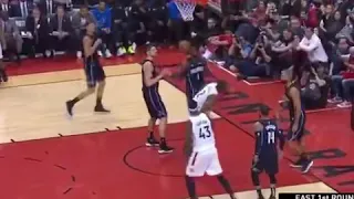 Kawhi goes off for 37 points in game 2 and checks out to a standing ovation in Toronto. 🙌👏