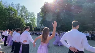 Ultimul Sunet 2023 Liceul teoretic român-francez  “Gheorghe Asachi” Vals absolvent￼ clasa 9