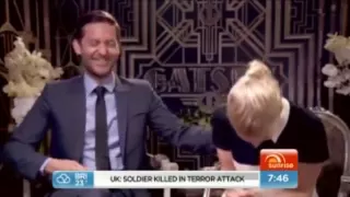 Carey Mulligan and Tobey Maguire Gatsby Interview(CANT STOP LAUGHING)