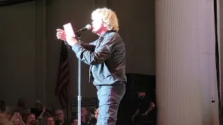 Herman's Hermits Starring Peter Noone - There's a Kind of Hush (New Vaudeville Band cover) - Live