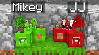 Mikey Family vs JJ Family TINY CHUNK Survival Battle in Minecraft (Maizen)