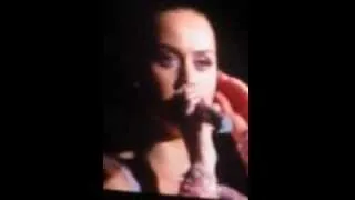 katy perry unconditionally jingle bell ball 2013