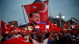 Эрдоган ввел режим ЧП, чтобы "преодолеть угрозу демократии"