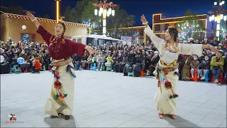 So many Tibetan beauties and handsome men dancing together, which one do you like best