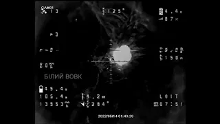 Бойцы 93-й ОМБр "Холодный Яр" уничтожили российский танк Т-72Б3 под Изюмом при помощи коптера.