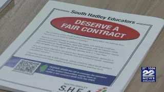 South Hadley public forum held to discuss teachers' expired contract