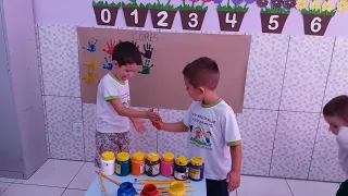 mistura de cores-  atividade educação infantil