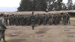 AUTORIDADES ESTUVIERON EN EL INICIO DE CURSO DE PARACAIDISTAS EN LATACUNGA