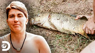 Emily e Lincoln fazem uma boa pesca | Largados e Pelados | Discovery Brasil