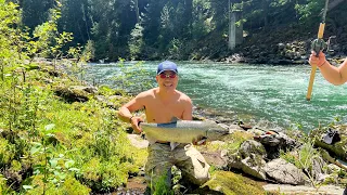 Salmon fishing again. 2024 Wind River King Thank You for watching. Fun on the river.