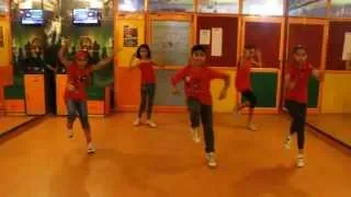 ABHI TOH PARTY SHURU HUI | Khoobsurat | Step2Step Dance Studio