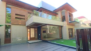 Inside a ( 50 X 90 ) 500 Yard Modern Beautiful 7 BHK MINI Mansion House in Mohali, Chandigarh Punjab