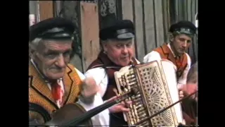 Kapela Stanisława Stępniaka, nagranie na poboczu przeglądu kapel w Przysusze. Radomskie 1987