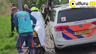 Politie achter man in water