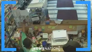 Ohio store clerk grabs sword, fights back against robber | NewsNation Now