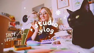 C'est bientôt la fin ! ⭐ cozy studio vlog 🌷 préparation de mon dernier shop update, cuisine & haul