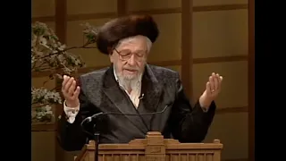 Reb Zalman at the Dalai Lama's Roundtable on Educating the Heart (April 20, 2004)