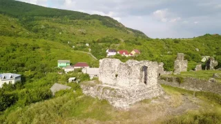 Замки: Королево, Виноградів, Хуст.