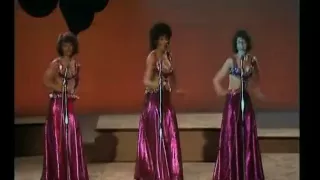 Three Degrees-The Runner (live,1979)