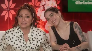 Gloria y Emily Estefan abren las puertas de su familia y comparten el mundo creativo de su Navidad