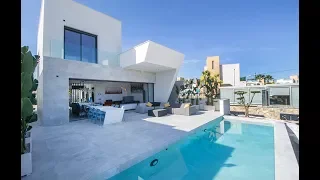 Modern villas with panoramic views in Ciudad Quesada