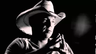 Kenny Chesney - Somewhere With You (Interview)