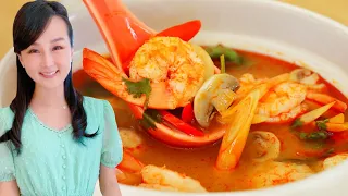 Tom Yum Goong Recipe (Thai Hot and Sour Soup with Shrimp) by CiCi Li