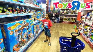 A day in toy store | ToysRus shopping | Marina mall | kids toys | tummy time tamil