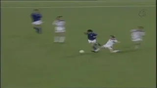 Roberto Baggio vs  Czechoslovakia - World Cup Italia 1990 - Greatest World Cup Goals