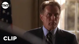 The West Wing: Bartlet Gives the Wrong Answer [CLIP] | TNT