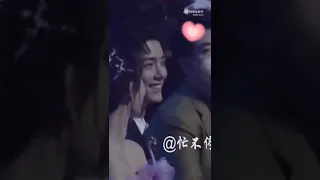 The sweet smile when their drama was onscreen during Weibo night😊 Oath of love ❤Xiao Zhan 💜Yang Zi