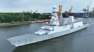 Italian Destroyer ITS CAIO DUILIO | Leaving Port of Świnoujście / Poland