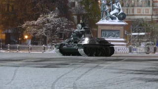 Т-34 на Красной Площади