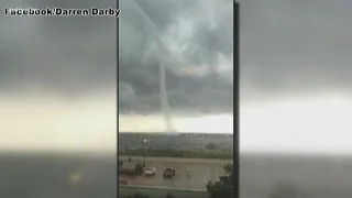 Video captures impressive waterspout in Lake Pontchartrain