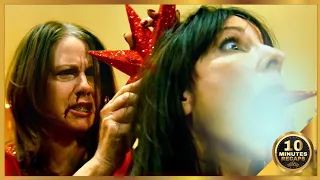 A family Christmas dinner turns into a bloody massacre among family members - secret Santa