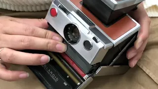 Searching C -【美國 Polaroid™ SX-70系列 即影即有古董相機】