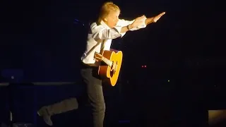 Paul McCartney - Love Me Do - Lambeau Field - Green Bay, WI Jun 8,  2019 LIVE